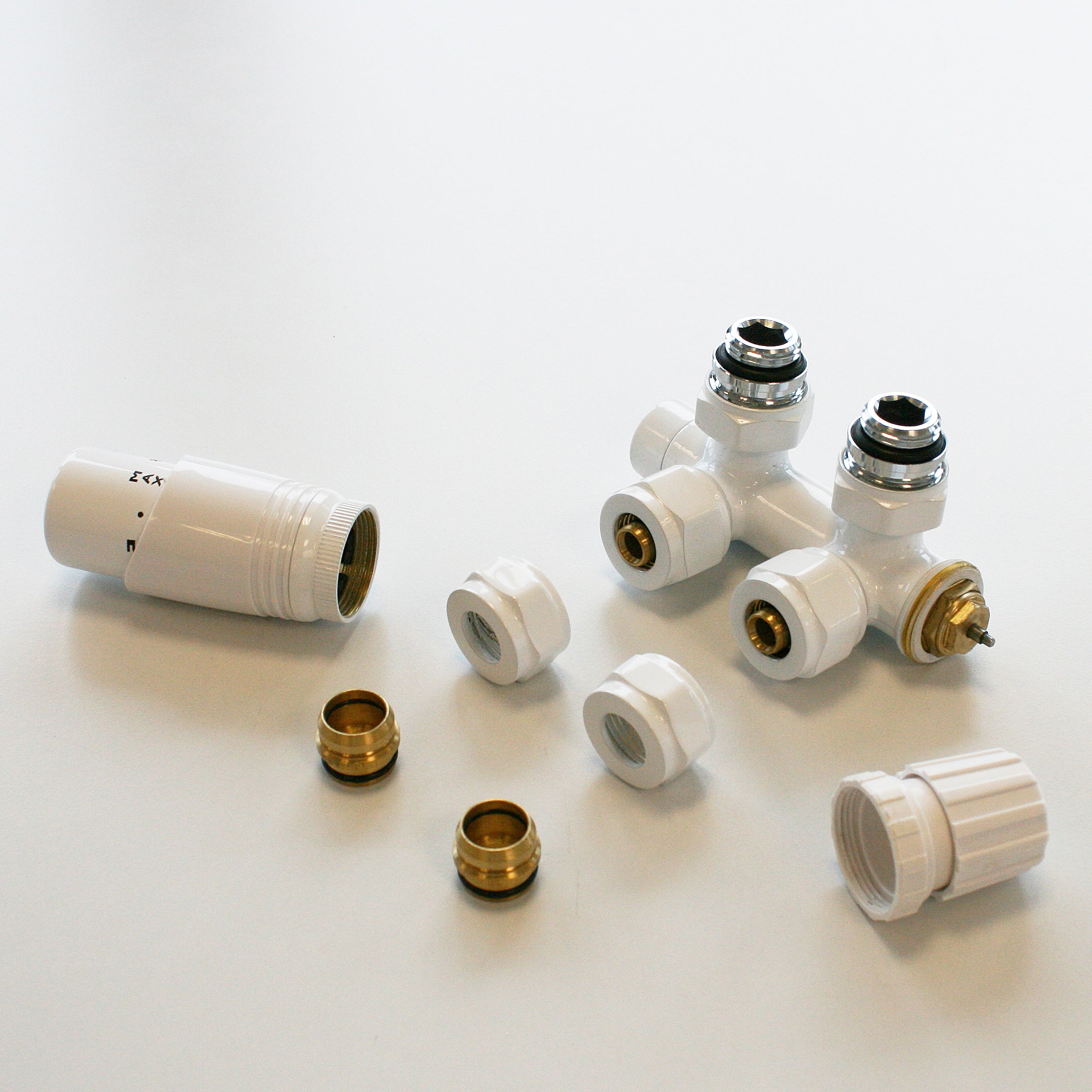 Radiateur de salle de bains sèche-serviettes R18W